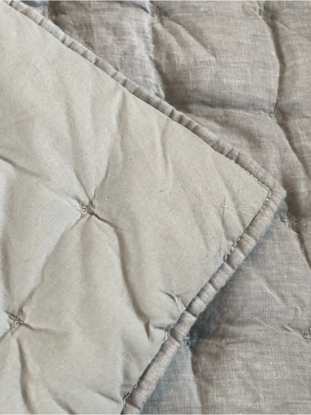 West Elm Linen Quilted Comforter Robins Egg blue 91x104